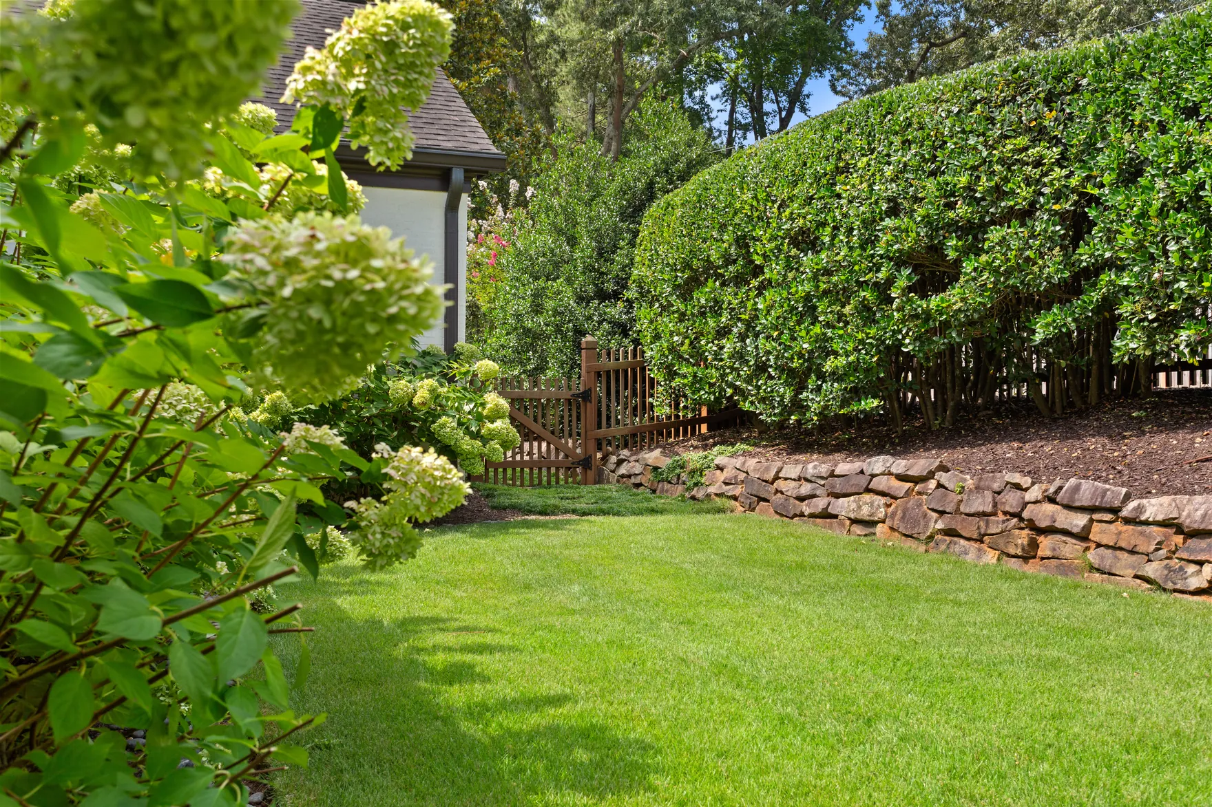 Landscaped property in Metro Atlanta